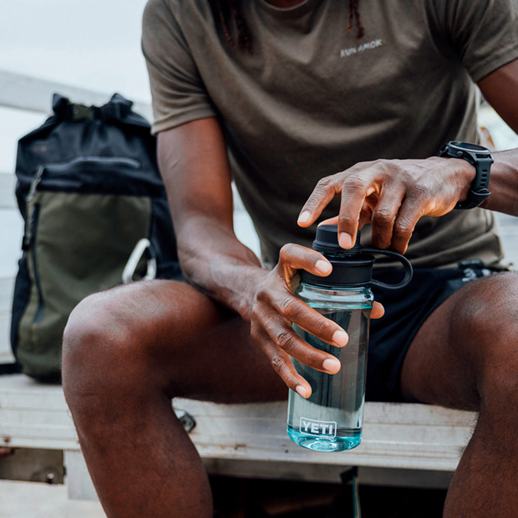 BOTELLA SIN BPA CON 50% DE PLÁSTICO RECICLADO
