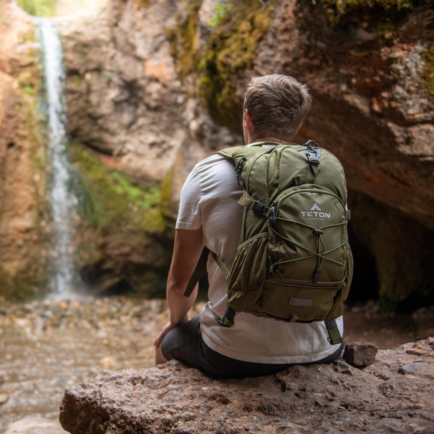 Mochila de Hidratación Oasis 22L con Bolsa de Agua de 3L TETON - Estaca Outdoors