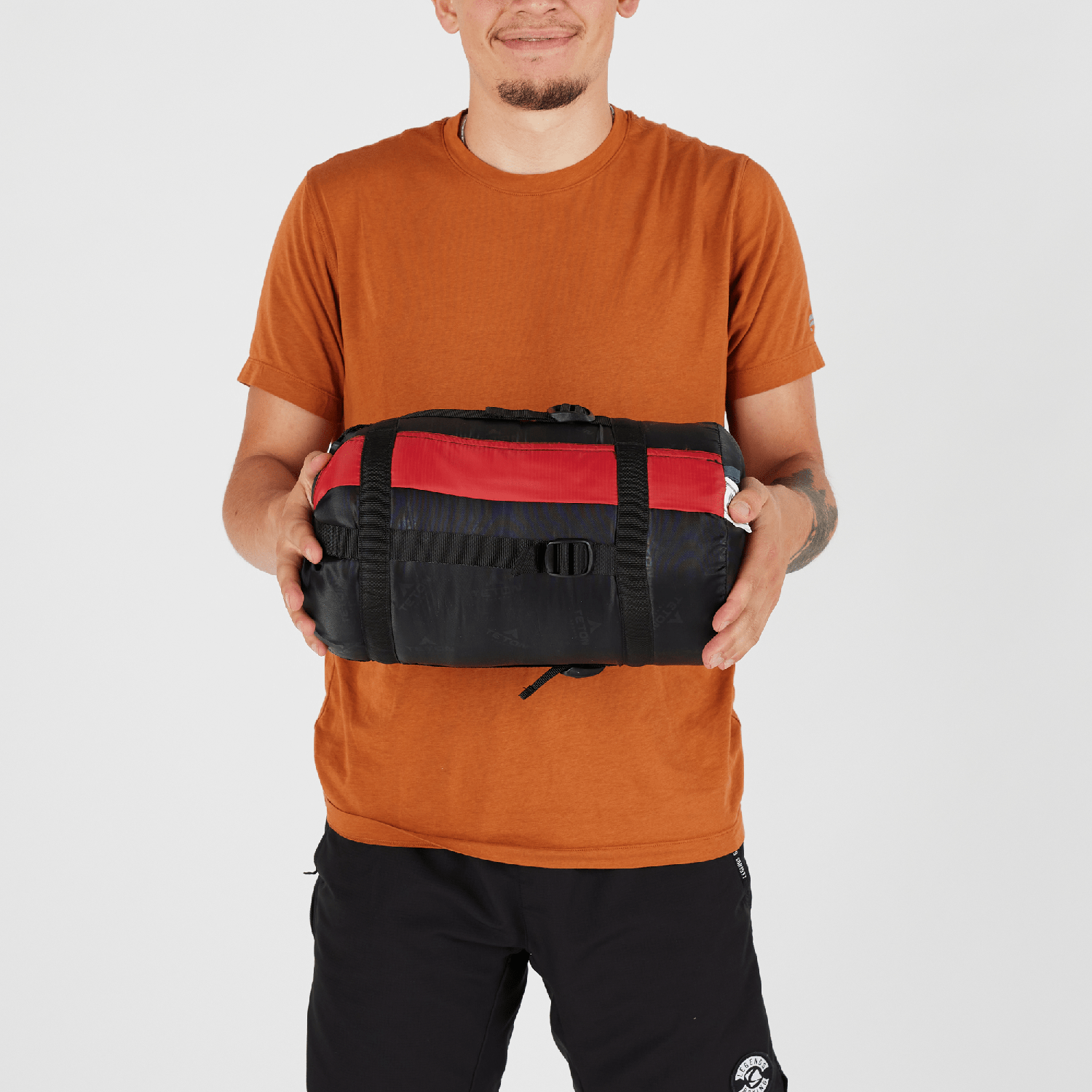 png_1500x1500_62919230