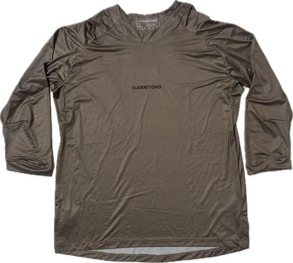 Lightweight T-Shirt / Verde Musgo Oscuro Ojo de Toro - Estaca Outdoors