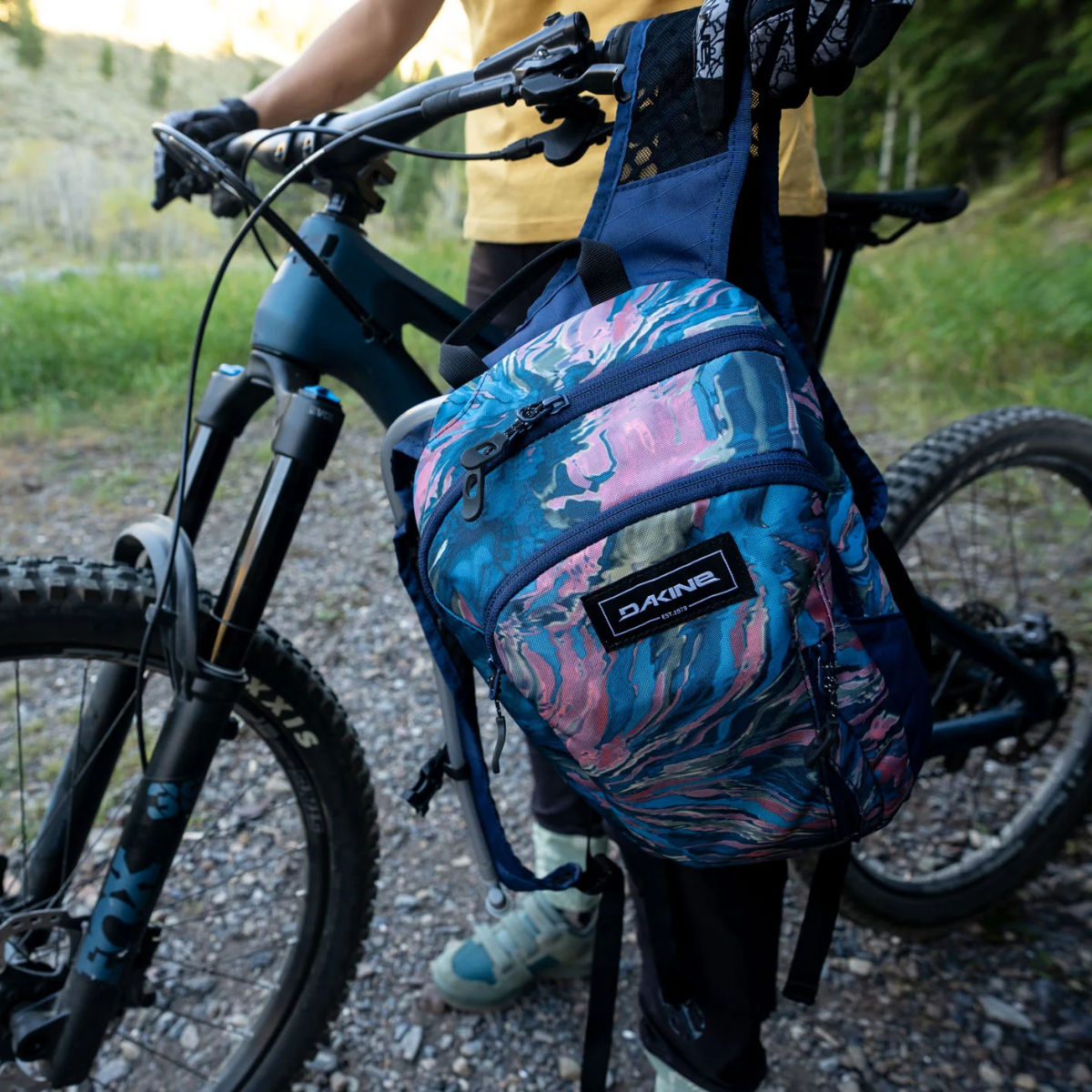 Mochila De Hidratacion Shuttle 6L Dakine