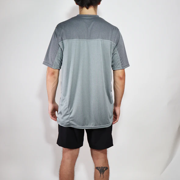 Playera M/C Summit Ojo de Toro - Estaca Outdoors