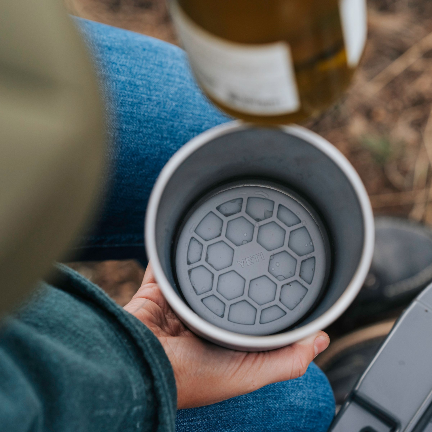 Enfriador de Botella Vino Rambler™ YETI - Estaca Outdoors