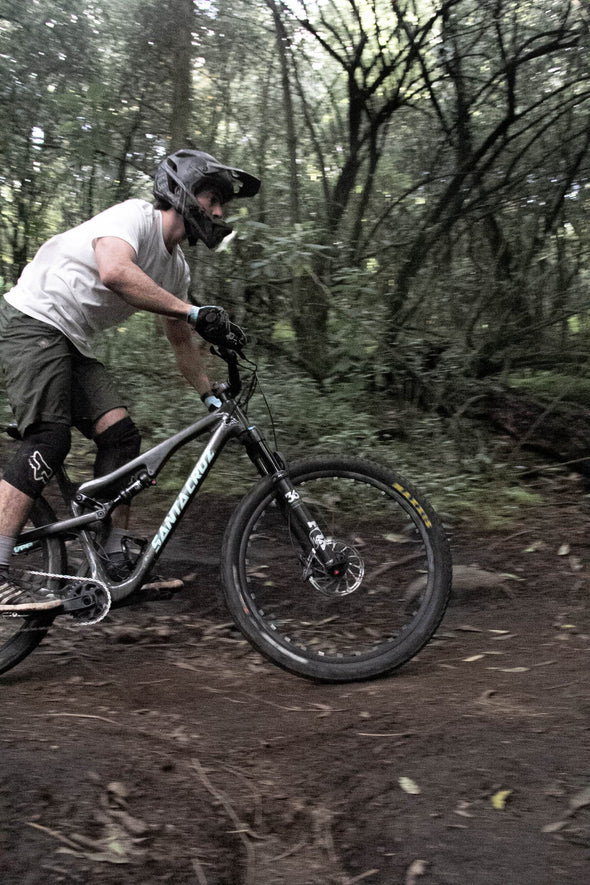 MTB Shorts Olivo Ojo de Toro - Estaca Outdoors